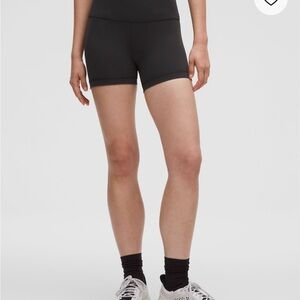 Lululemon Wunder Train High Rise Short 4"